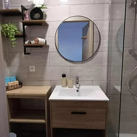 Aux Portes De La Petite Venise Апартаменты *