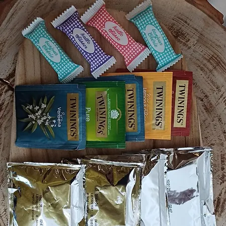 Aux Portes De La Petite Venise *